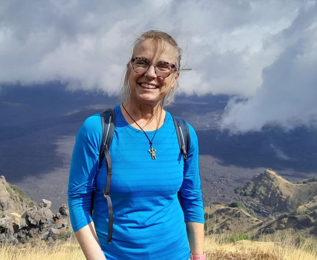 Becky Jeffery, ML works with Emma Holland Mountain Training delivering navigation courses.